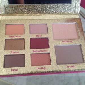 Mally Beauty Mallywood Eyeshadow Palette (shimmers - glimmers and mattes) gift